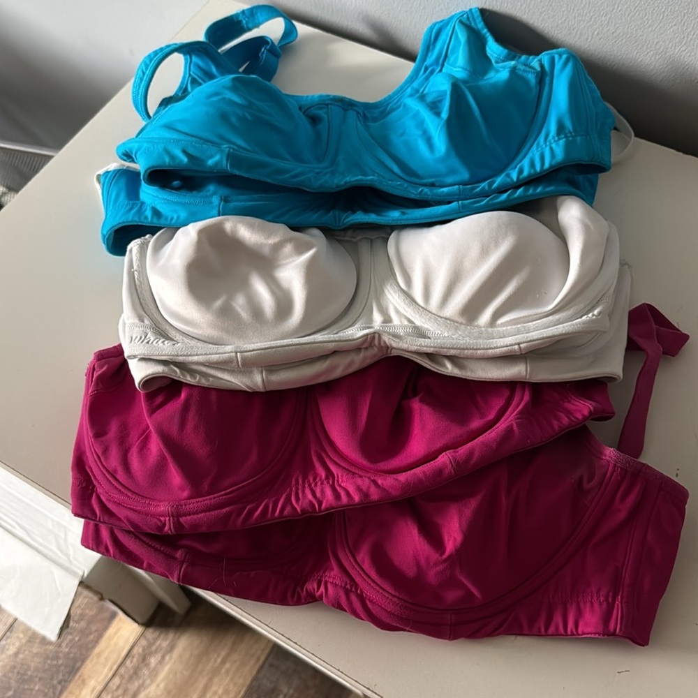 Athleta bras size 38C - Picture 4 of 4
